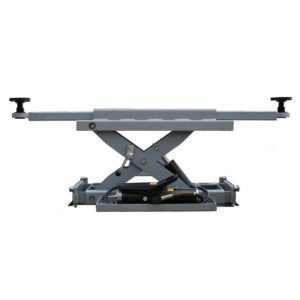 Atlas Automotive Equipment Air Hydraulic Rolling Jack — 6,000-Lb. Capacity, Includes Adapters, Model# ATEATTD-RJ-6-FPD